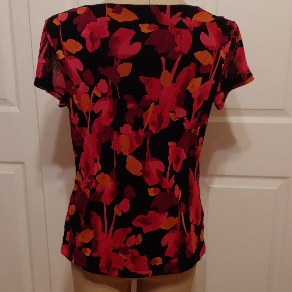 🕑🕛 212 Collection Top - Picture 7 of 11